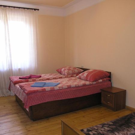 Arnika Tatariv Hotel Buitenkant foto