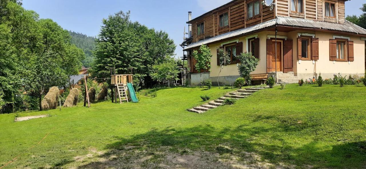 Arnika Tatariv Hotel Buitenkant foto