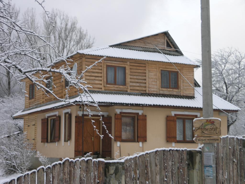Arnika Tatariv Hotel Buitenkant foto