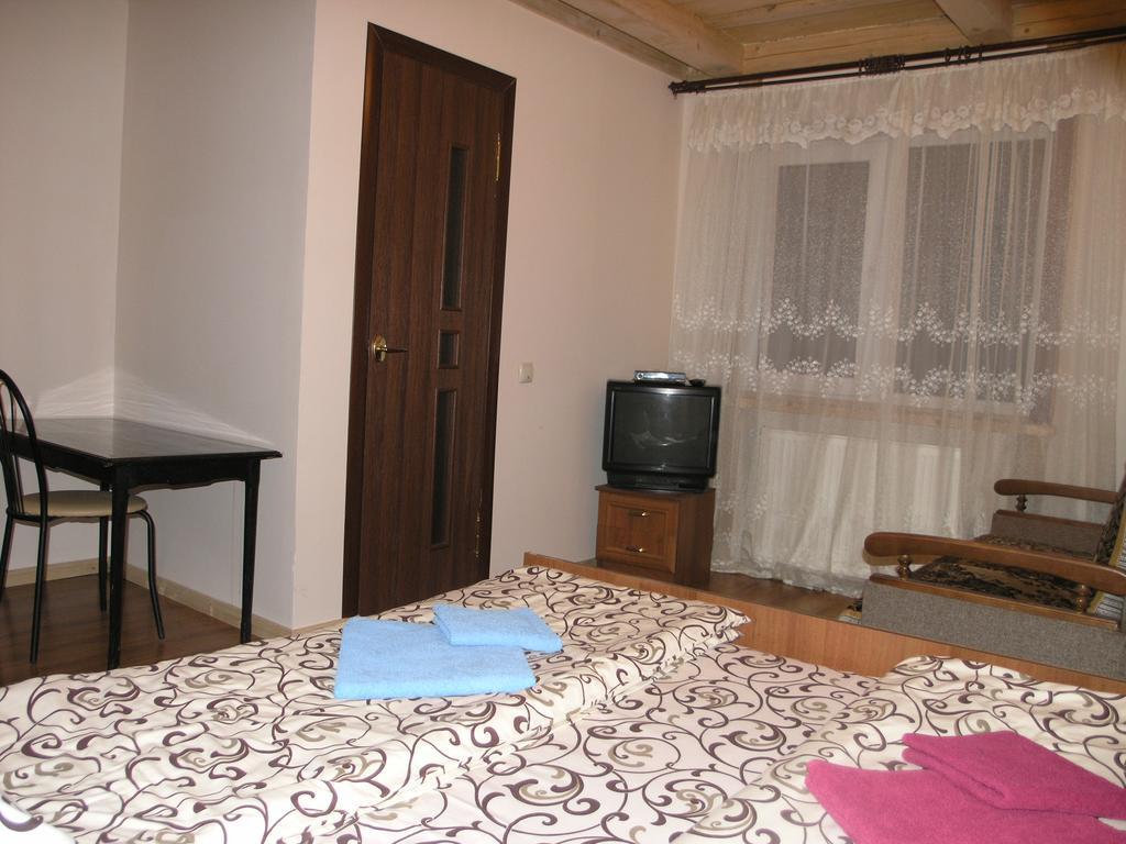 Arnika Tatariv Hotel Buitenkant foto